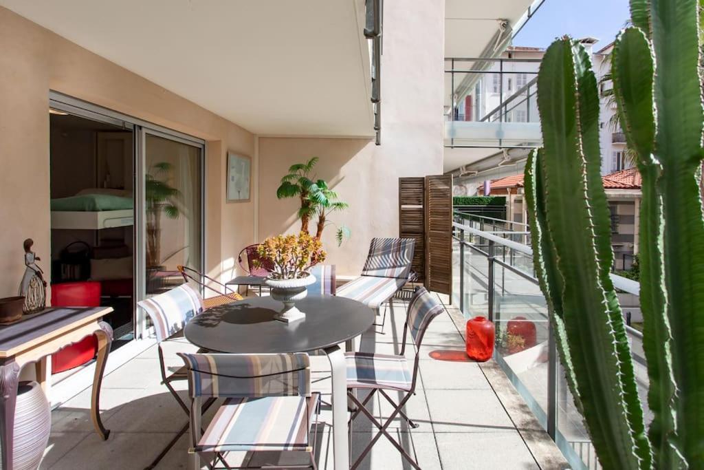 L18 Central Parking Terrace Ac 10Mins Walk To Beaches Nice Luaran gambar