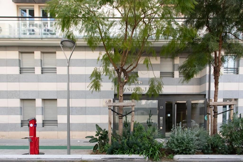 L18 Central Parking Terrace Ac 10Mins Walk To Beaches Nice Luaran gambar
